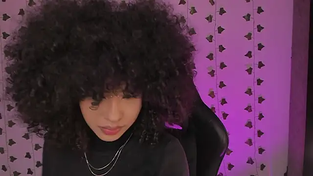 Liaaa 1 online show from May 17, 2026, 12:52 am
