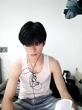 Snapshot of ruo-bai chatting on May 11, 2026, 7:47 am ruo-bai online show from May 11, 2026, 7:47 am