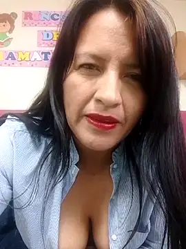 Snapshot of Gaby_lulu chatting on April 15, 2026, 10:10 pm Gaby lulu online show from April 15, 2026, 10:10 pm