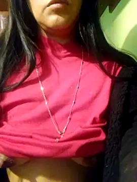 Snapshot of Gaby_lulu chatting on June 17, 2026, 3:02 pm Gaby lulu online show from June 17, 2026, 3:02 pm