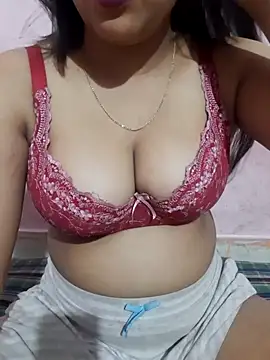 Snapshot of SmileGirll chatting on May 11, 2026, 9:23 pm SmileGirll online show from May 11, 2026, 9:23 pm