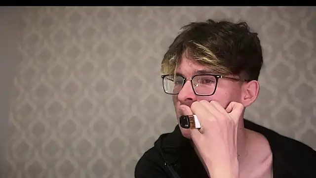 niksikori online show from April 15, 2026, 10:00 am