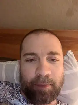 gayboyx77 online show from May 4, 2026, 7:32 pm