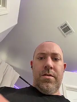 Whosdiss online show from June 21, 2026, 4:48 am