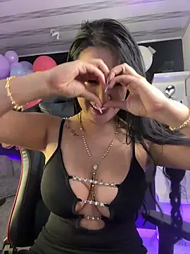 Snapshot of Sara_fun chatting on January 30, 2025, 9:04 am Sara fun online show from January 30, 2025, 9:04 am