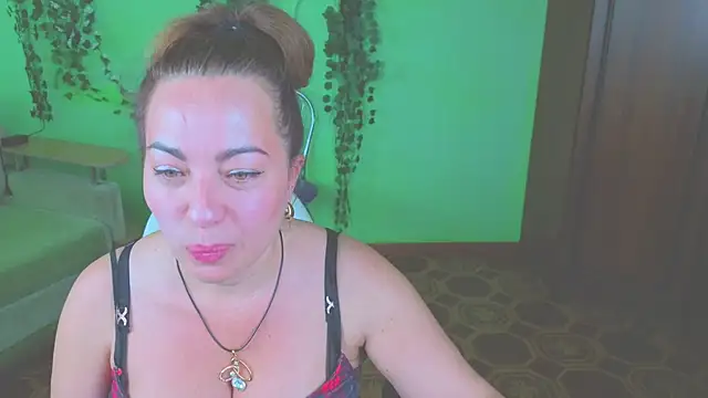 Snapshot of Zoe_Zephyr chatting on June 25, 2026, 6:18 am Zoe Zephyr online show from June 25, 2026, 6:18 am