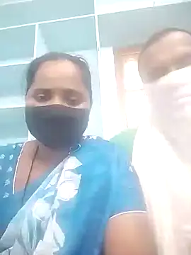 Rajaranicouples1 online show from April 16, 2026, 7:53 am