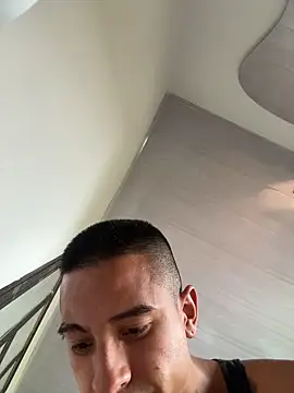 willclayy online show from May 26, 2026, 2:46 pm