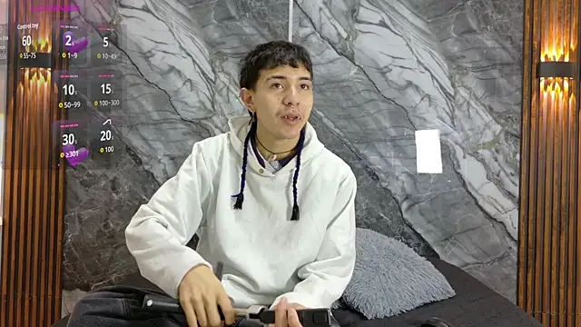 Snapshot of NoahWalker__ chatting on June 15, 2026, 11:01 am NoahWalker online show from June 15, 2026, 11:01 am