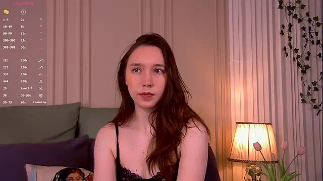 Snapshot of Suzaneey chatting on May 1, 2026, 6:23 pm Suzaneey online show from May 1, 2026, 6:23 pm