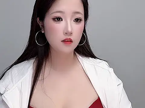 Snapshot of Eva_258899 chatting on May 10, 2026, 2:28 am Eva 258899 online show from May 10, 2026, 2:28 am