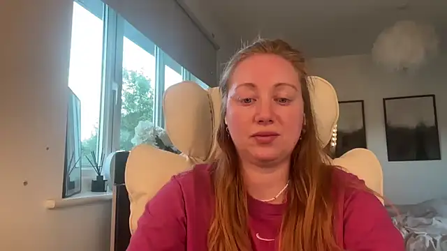arielsweetieee online show from May 13, 2026, 6:16 pm