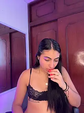 Lily Rush online show from May 12, 2026, 12:02 pm