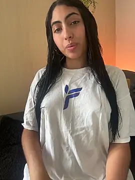 Lily Rush online show from May 21, 2026, 12:12 pm