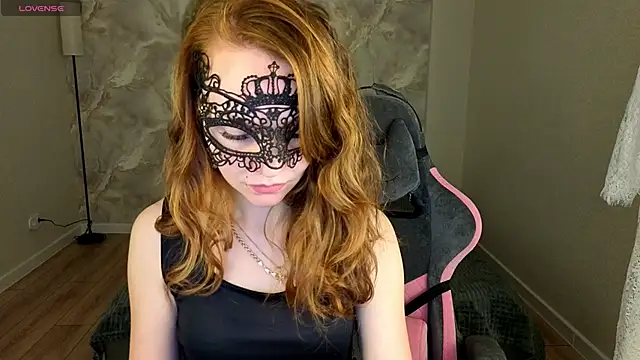 Margo Kelly online show from May 18, 2026, 3:24 am