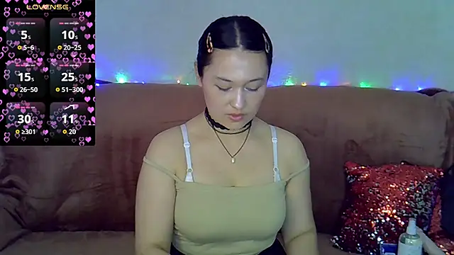 Margaret Sweet  online show from April 28, 2026, 2:27 am
