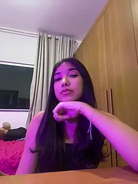 alice mendes online show from April 17, 2026, 11:30 pm