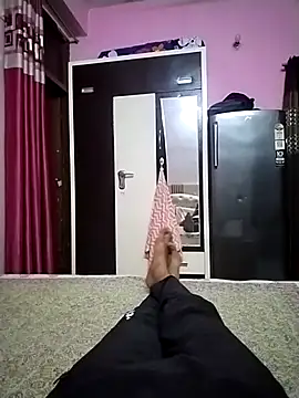 infiniteworld0 online show from April 17, 2026, 2:09 pm