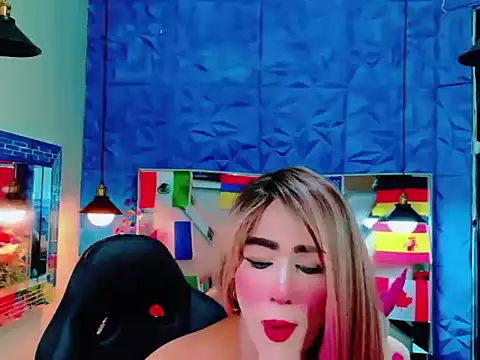 Nicolle Morrisx online show from June 12, 2026, 2:16 pm