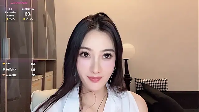 Xixi-mm online show from June 1, 2026, 6:20 pm