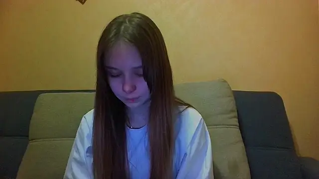 Princess Mira online show from April 30, 2026, 5:41 pm