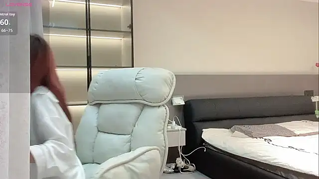 Snapshot of wenwen-mm chatting on July 24, 2026, 4:27 pm wenwen-mm online show from July 24, 2026, 4:27 pm
