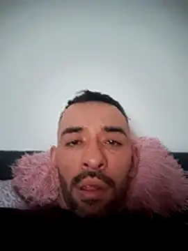 JohnVargX online show from April 30, 2026, 6:14 pm