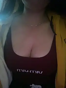  Sara pusy online show from April 28, 2026, 1:59 am