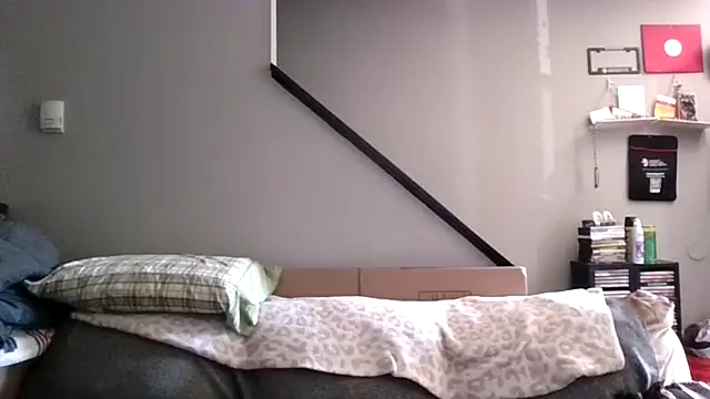 DRGOODBUTT online show from April 21, 2026, 6:01 pm