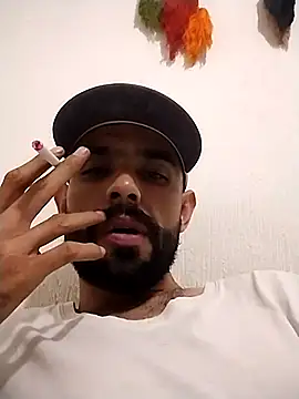 Snapshot of Barbas44420 chatting on July 16, 2026, 4:18 am Barbas44420 online show from July 16, 2026, 4:18 am