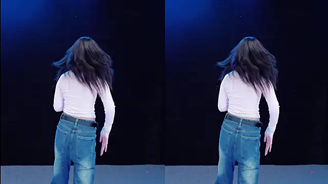 Eraser119 online show from April 21, 2026, 1:42 am