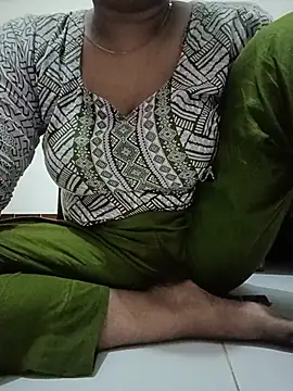 Snapshot of Misty-Meya chatting on July 17, 2026, 1:40 pm Misty-Meya online show from July 17, 2026, 1:40 pm