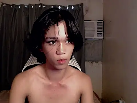 urnaughty paul online show from June 27, 2026, 6:40 am