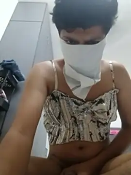 mrbaby32 online show from April 19, 2026, 6:10 pm