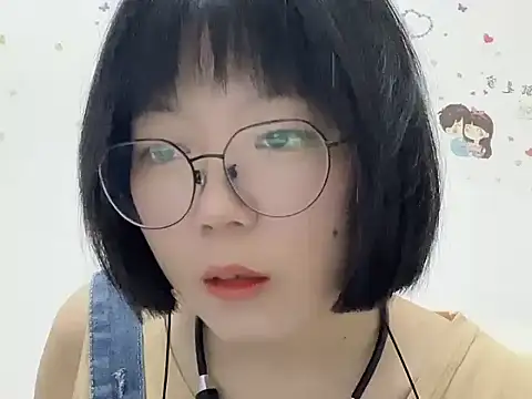 Belle-LL online show from April 23, 2026, 1:24 pm