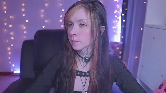 Snapshot of -VKatt chatting on May 22, 2026, 3:02 am -VKatt online show from May 22, 2026, 3:02 am