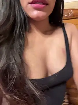 SecretDarkRoomXO online show from April 23, 2026, 7:38 pm