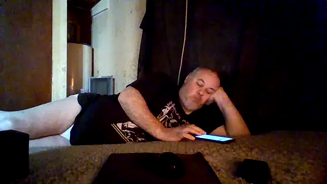 Nightshade1195 online show from June 4, 2026, 11:22 pm
