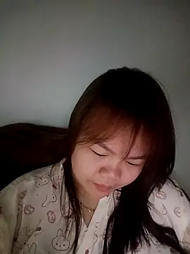 Snapshot of Truxcy1 chatting on May 2, 2026, 2:11 pm Truxcy1 online show from May 2, 2026, 2:11 pm