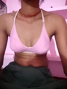 Vidhya Balan143 online show from May 7, 2026, 3:28 pm