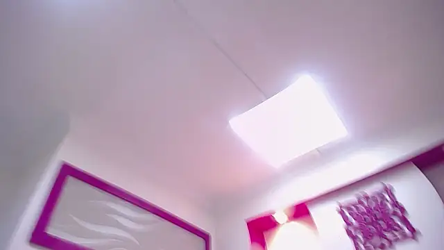 camila  scott online show from April 22, 2026, 7:59 pm