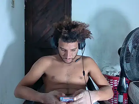 maicktentacionxxx online show from June 18, 2026, 1:50 am