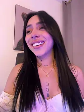 IsabellaNoir  online show from May 30, 2026, 11:35 pm