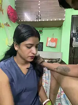 hot-couple-0 online show from July 22, 2026, 7:49 pm