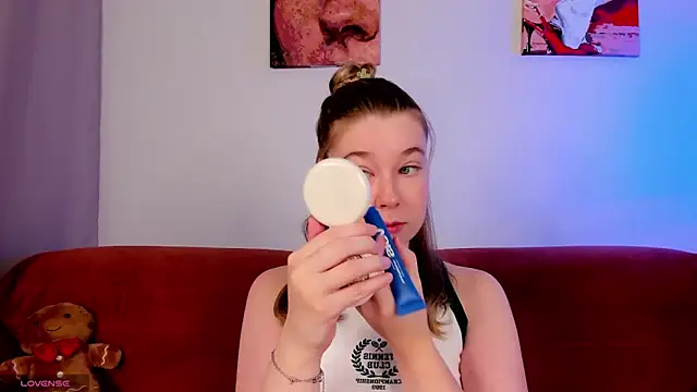 MERRIEMS online show from July 31, 2026, 2:00 am