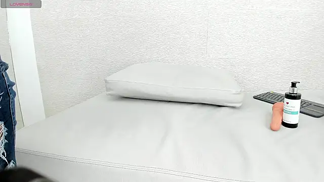 keylaa nahir online show from April 21, 2026, 8:01 pm