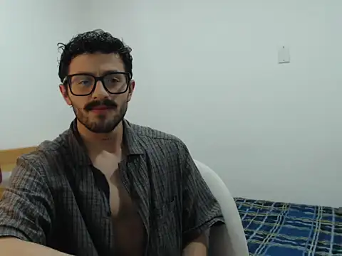 CuriousTomX online show from May 12, 2026, 11:46 pm