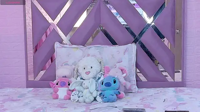 Snapshot of Lexy_Dumoun_ chatting on June 3, 2026, 2:58 am Lexy Dumoun online show from June 3, 2026, 2:58 am