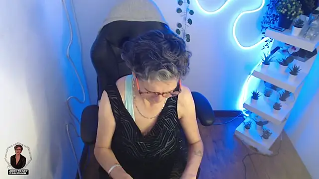 Snapshot of selena_ferreira chatting on May 20, 2026, 11:49 am selena ferreira online show from May 20, 2026, 11:49 am