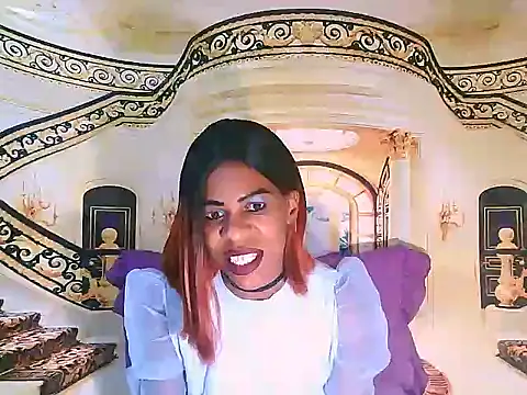 Snapshot of EbonySweetPeach chatting on May 2, 2026, 5:45 am EbonySweetPeach online show from May 2, 2026, 5:45 am